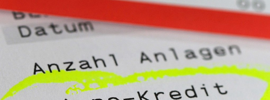 Der Dispokredit bietet schnelle finanzielle Flexibilität, ist aber aufgrund hoher Zinsen eine teure Lösung. - © Jens Kalaene/dpa-Zentralbild/dpa-tmn