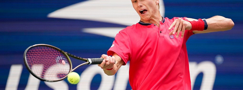 Jenson Brooksby hat erstmals über seinen Autismus gesprochen. - © Eduardo Munoz Alvarez/AP/dpa