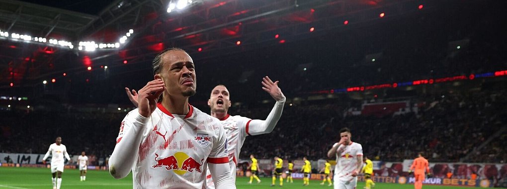 Xavi Simons wendete sich mit seinem Jubel offenbar an seine Kritiker. - © Jan Woitas/dpa