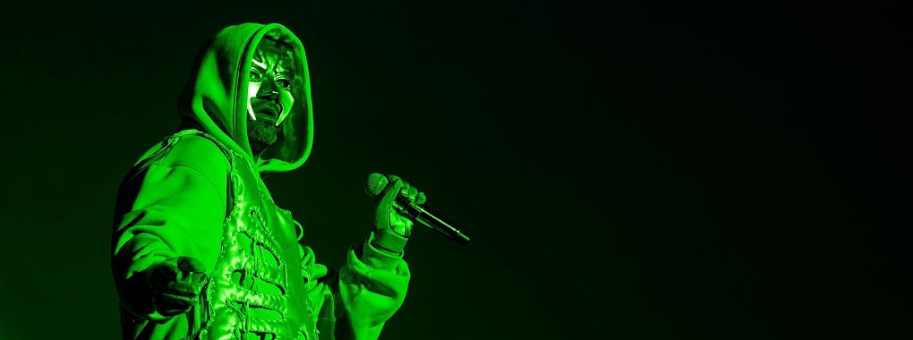 Marteria geht ein letztes Mal als Marsimoto auf Tour und nimmt als Support seinen Sohn Luzey, der bürgerlich Louis heißt, mit. (Archivbild) - © Philipp von Ditfurth/dpa