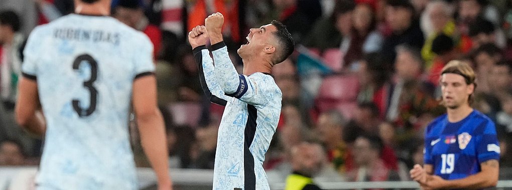 Cristiano Ronaldo will in den letzten Jahren seiner Karriere vor allem Spaß haben. - © Armando Franca/AP/dpa