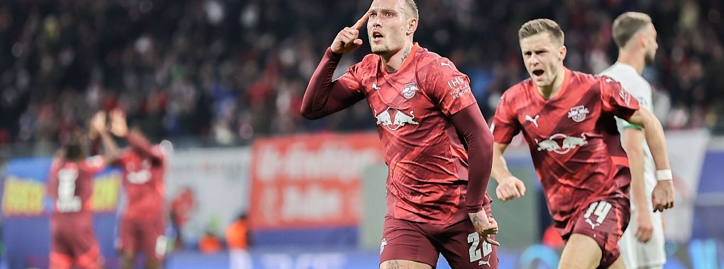 David Raum erzielte gegen Lissabon das 2:0 für Leipzig - doch es zählte wegen einer Abseitsstellung nicht. - © Andreas Gora/dpa