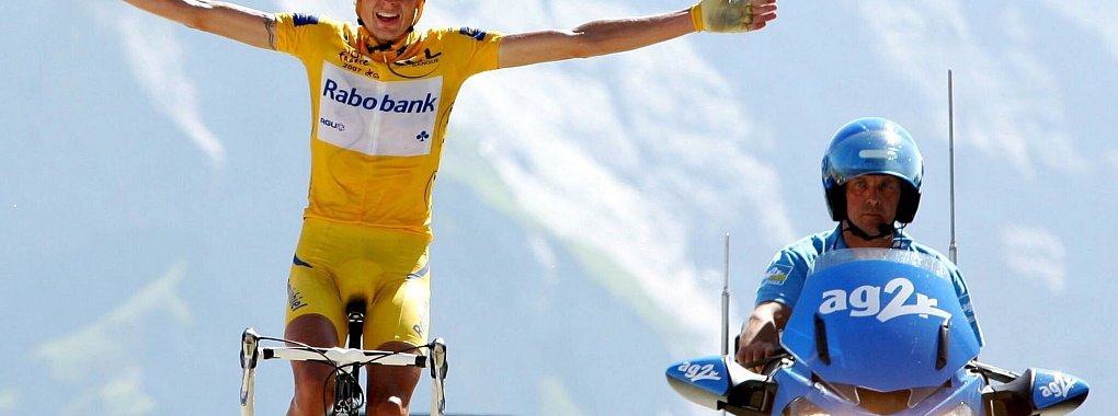 Erst Jubel, dann Tour-Aus: Michael Rasmussen vom damaligen Team Rabobank. - © picture alliance / dpa