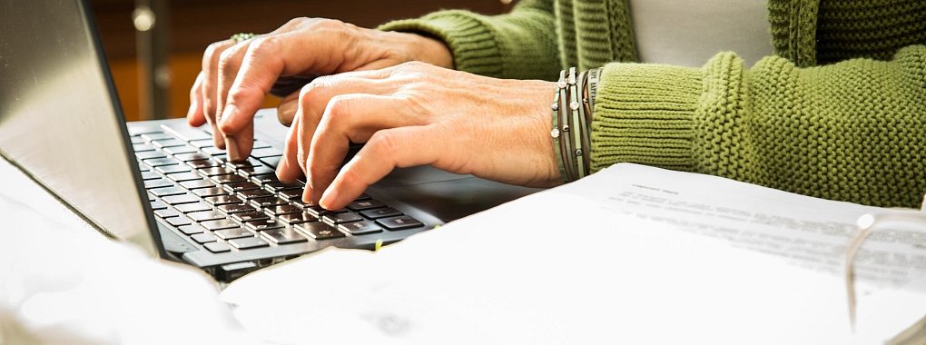 Unterst&uuml;tzung im Steuerdschungel: Kostenpflichtige Steuersoftware kann helfen, mehr aus der j&auml;hrlichen Steuererkl&auml;rung herauszuholen. - &copy; Christin Klose/dpa-tmn/dpa