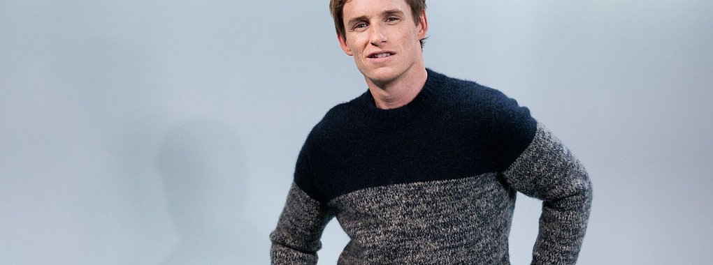 Eddie Redmayne spielt einen Auftragskiller in der neuen Sky-Serie «The Day of the Jackal». - © Carsten Koall/dpa