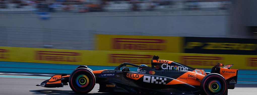 Für Oscar Piastri und McLaren geht es in Abu Dhabi um den Gewinn der Team-WM. - © Altaf Qadri/AP/dpa