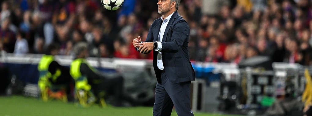 Triumphierte gegen seinen Ex-Club: Barcelonas Trainer Hansi Flick. - © Sven Hoppe/dpa