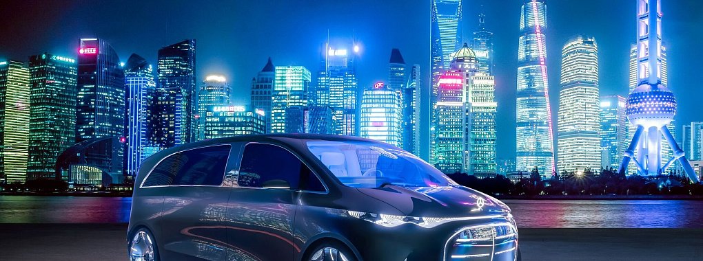 Weltpremiere in Shanghai: Die Mercedes-Studie Vision V kommt mit einem Kino-Screen, Designer-Liegen und Minibar. - © Mercedes-Benz AG/dpa-tmn