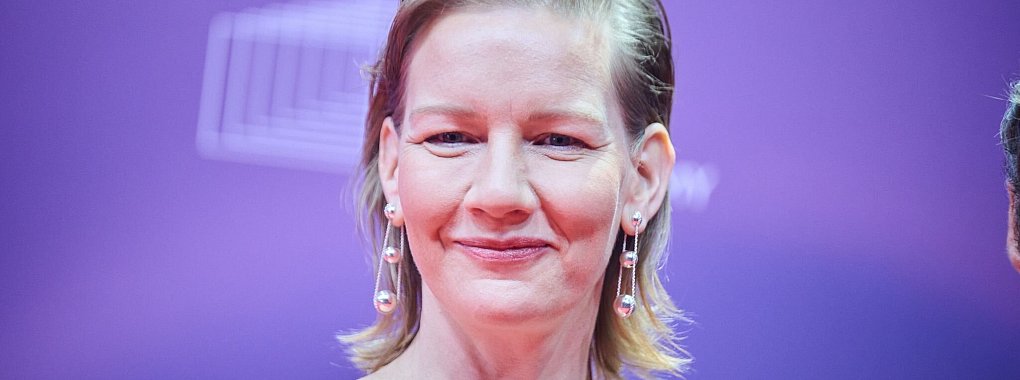 Schauspielerin Sandra H&uuml;ller m&ouml;chte dazu beitragen, dass Menschen die Hilfe dringend ben&ouml;tigen sie auch erhalten. - &copy; Annette Riedl/dpa