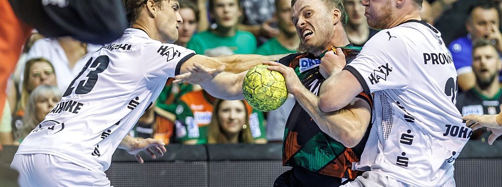 Der THW Kiel hat das Bundesliga-Topspiel in Magdeburg gewonnen. - © Andreas Gora/dpa