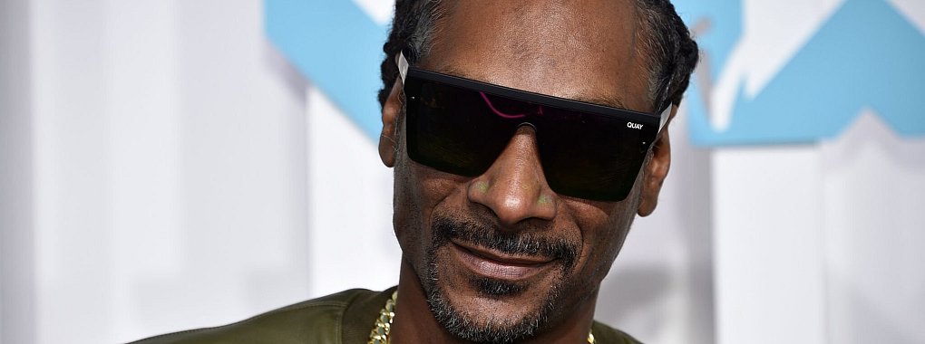 Der Rapper Snoop Dogg glaubt, durch seine Enkel ein besserer Mensch zu sein. (Archivbild) - &copy; Evan Agostini/Invision/AP/dpa