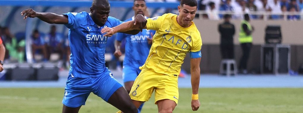 Ronaldo hat im Halbfinale des Saudi Super Cups die Rote Karte gesehen und mit seiner Reaktion darauf f&uuml;r Emp&ouml;rung gesorgt. - &copy; Samah Zidan/AP/dpa