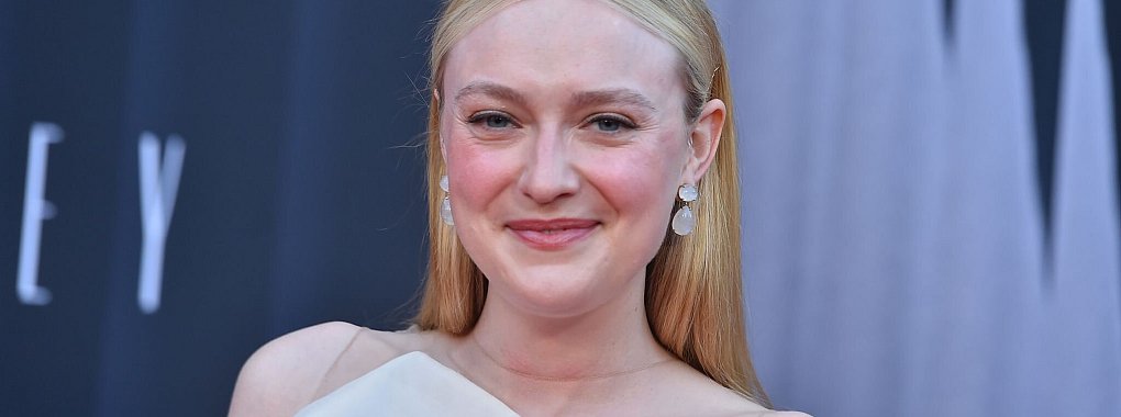 Dakota Fanning erinnert sich an «sehr unangemessene Fragen», die ihr als Kinderstar gestellt wurden. - © Jordan Strauss/Invision/dpa