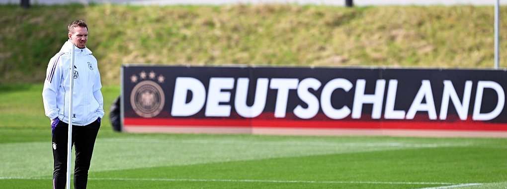 Bundestrainer Julian Nagelsmann bereitet sein Team auf das Testspiel gegen Frankreich vor. - &copy; Arne Dedert/dpa