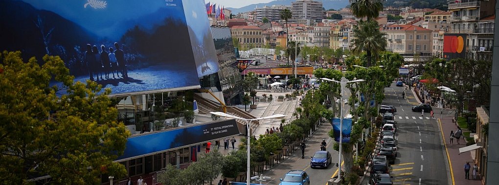 Das Zentrum der Filmfestspiele in Cannes: der Palais des Festivals an der Croisette. - &copy; Daniel Cole/AP/dpa