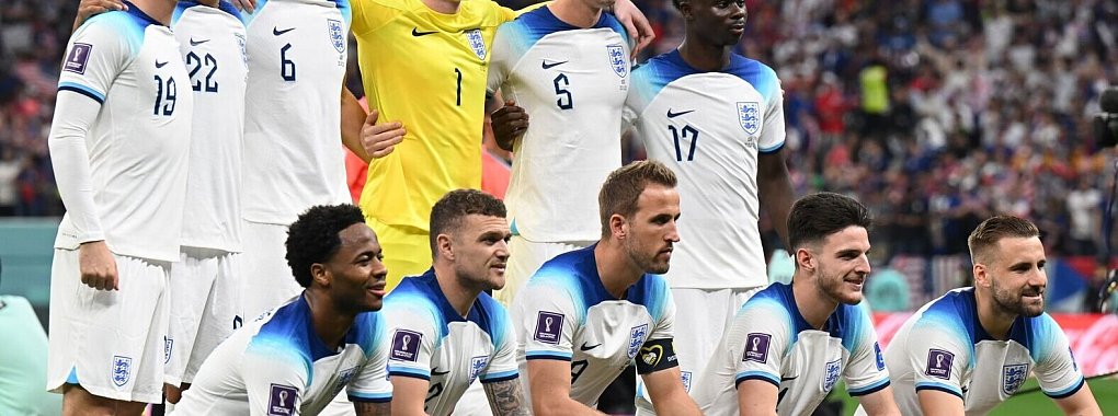 Englands Nationalteam trifft zum EM-Start auf Serbien. - © Robert Michael/dpa