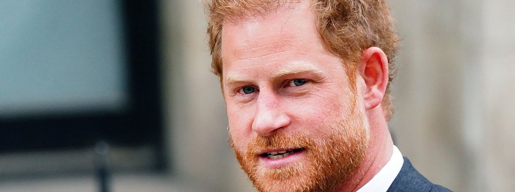 Prinz Harry ist oft mit Gerüchten konfrontiert. (Archivbild) - © Victoria Jones/PA Wire/dpa