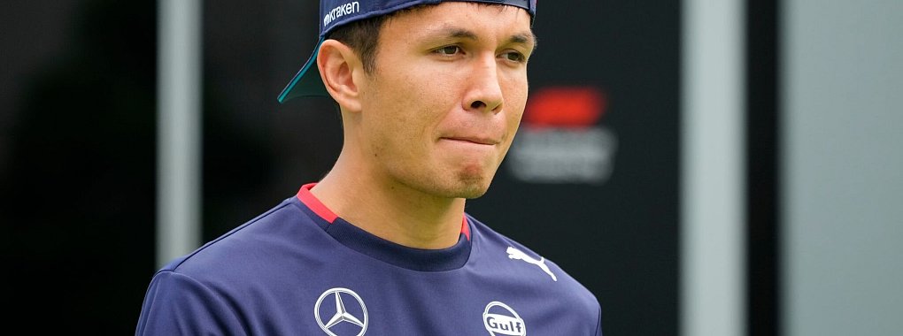 Der Wagen von Alexander Albon wird nach dem Unfall in der Qualifikation nicht rechtzeitig fertig. - © Vincent Thian/AP/dpa