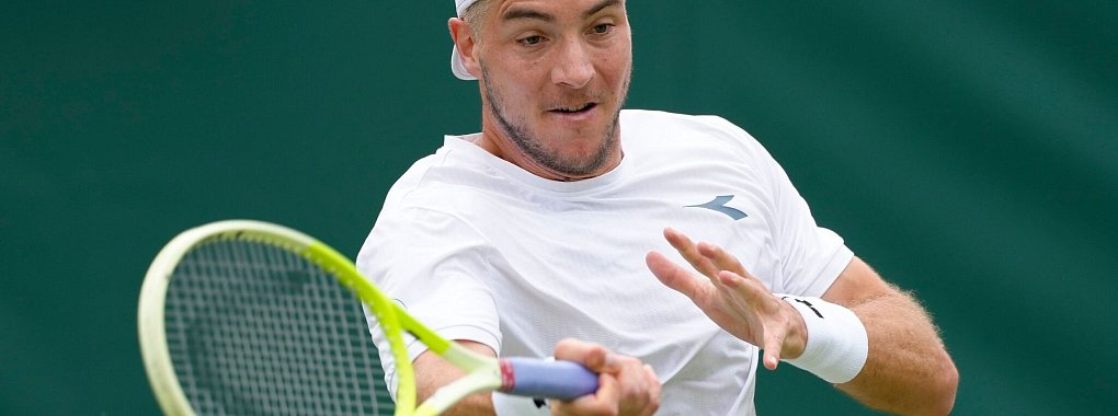 Jan-Lennard Struff erreichte in Wimbledon die n&auml;chste Runde. - &copy; Kirsty Wigglesworth/AP/dpa