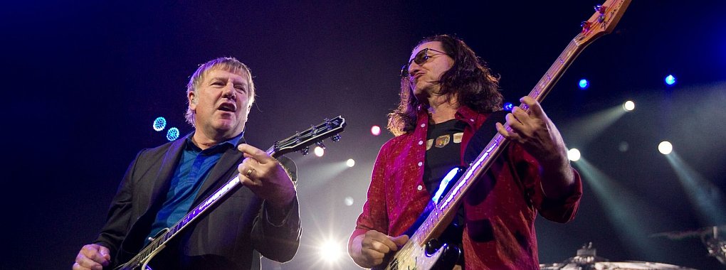 Gitarrist Alex Lifeson und Bassist und Sänger Geddy Lee spielten vor zehn Jahren ihr letztes Konzert mit Rush. (Archivfoto) - © picture alliance / dpa
