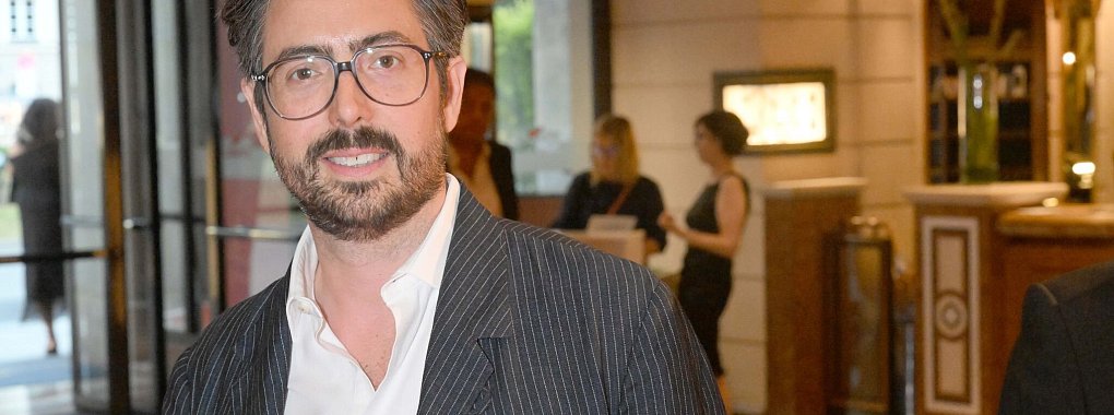 David Dietl hat einen humorvollen Episodenfilm über eine Freundesclique gedreht. - © Felix Hörhager/dpa