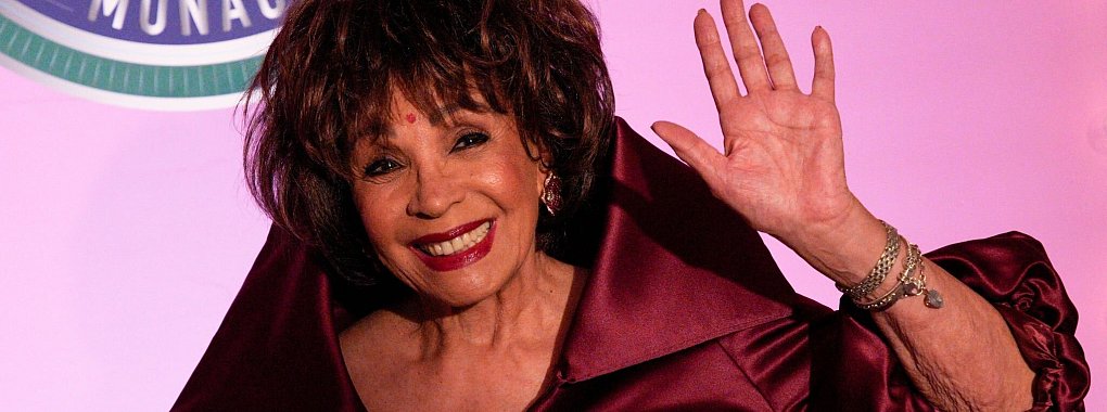 Die walisische S&auml;ngerin Shirley Bassey wird f&uuml;r ihre Verdienste um die Musik zum Companion of Honour ernannt. - &copy; Daniel Cole/AP Pool/dpa