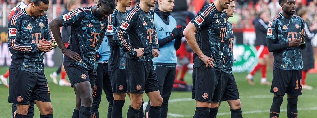 Die Bayern ließen wieder Punkte liegen. - © Andreas Gora/dpa