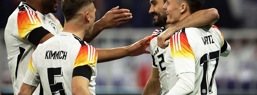 Die deutsche Nationalmannschaft um Jonathan Tah, Joshua Kimmich, Ilkay G&uuml;ndogan und Florian Wirtz (l-r) lieferte in Lyon ab. - &copy; Christian Charisius/dpa