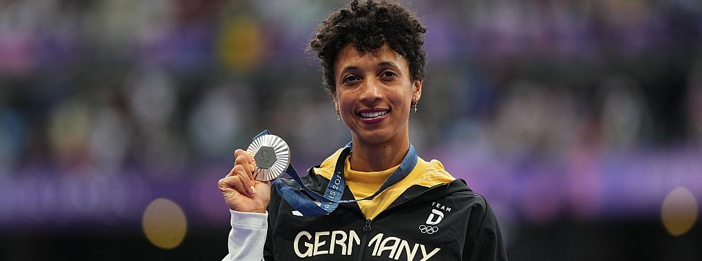 Malaika Mihambo gewann Silber bei Olympia. - © Michael Kappeler/dpa