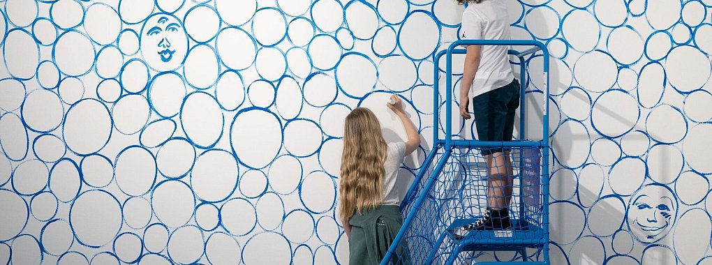 Die Kinderbiennale in Dresden l&auml;dt zum Mitmachen ein. - &copy; Sebastian Kahnert/dpa