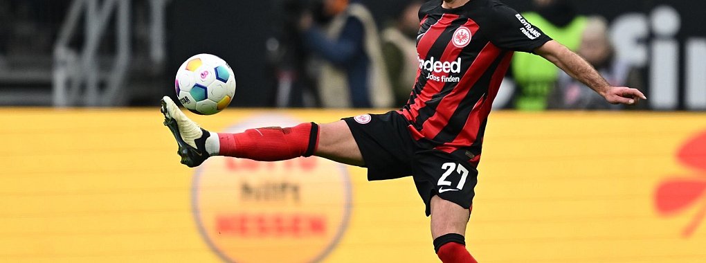 Der Frankfurter Mario G&ouml;tze ist bei der Kleinfeld-Fu&szlig;ballliga Kings League dabei. - &copy; Arne Dedert/dpa