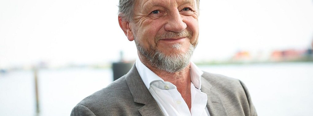 Familien lieben sich - und streiten auch. Guter Stoff für eine Komödie, wie Regisseur Sönke Wortmann findet. - © Christian Charisius/dpa