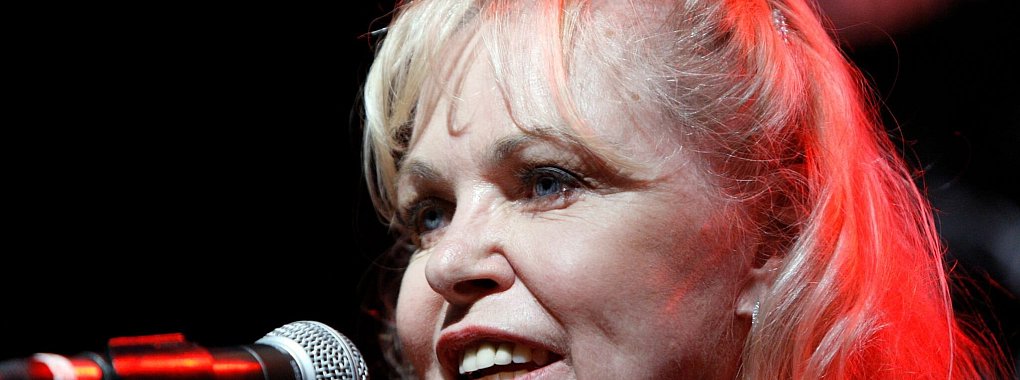 Michelle Phillips feierte als S&auml;ngerin und Schauspielerin gro&szlig;e Erfolge. - &copy; Matt Sayles/AP/dpa