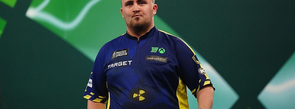 Locker im Achtelfinale: der erfolgreiche Youngster Luke Littler. - © Zac Goodwin/PA Wire/dpa