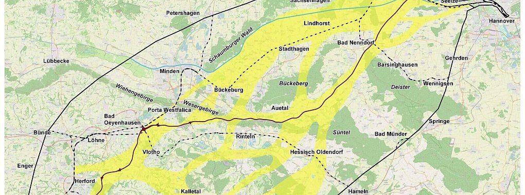 Die Karte zeigt den gesamten Suchraum für eine ICE-Neubautrasse zwischen Bielefeld und Hannover. Die Flächen in Gelb nennt die Bahn „Grobkorridore" für die Hochgeschwindigkeitstrasse. Auf lippischem Gebiet wären Bad Salzuflen, Kalletal, Extertal und Dörentrup betroffen. - © Deutsche Bahn AG