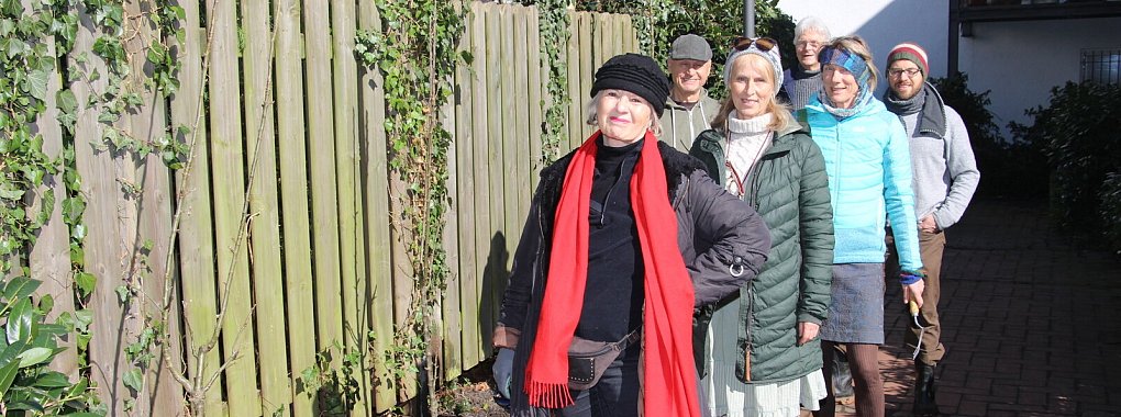 Da sind sie gepflanzt: Die Apfelb&auml;ume sind umgezogen. - &copy; Benjamin Marquardt