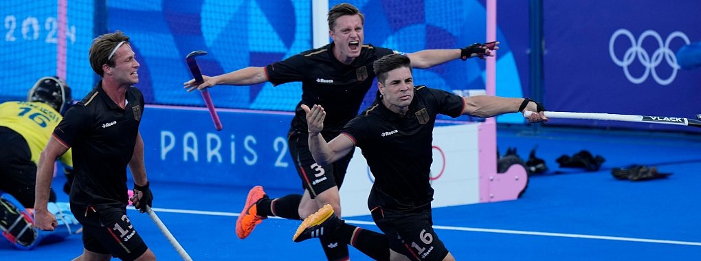 Deutschlands Hockey-Männer stehen im Olympia-Finale. - © Aijaz Rahi/AP/dpa