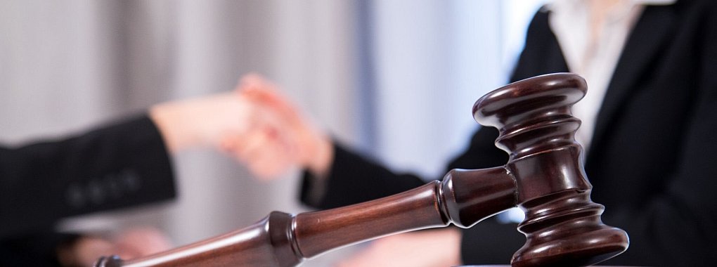 Schlichten statt richten: die elegantere Lösung für Konflikte am Bau? - © Christin Klose/dpa-tmn/dpa