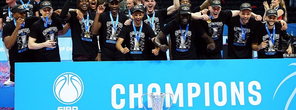 Die Niners Chemnitz holten den ersten Titel ihrer Vereinsgeschichte. - &copy; Matthias Stickel/dpa