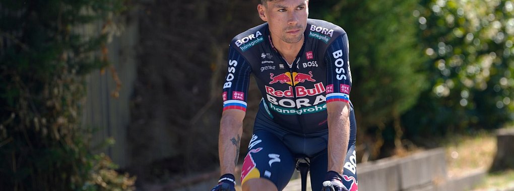 Primoz Roglic hat bei der Vuelta weiter aufgeholt. - © Jerome Delay/AP/dpa