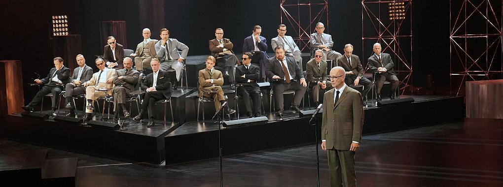 Der vierst&uuml;ndige Film ist mit prominenten Darstellern besetzt. - &copy; Hans-Joachim AKI Pfeiffer/Leonine/dpa