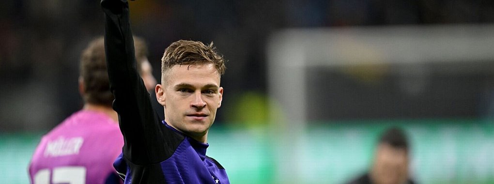 Joshua Kimmich freut sich &uuml;ber seine EM-Nominierung. - &copy; Arne Dedert/dpa