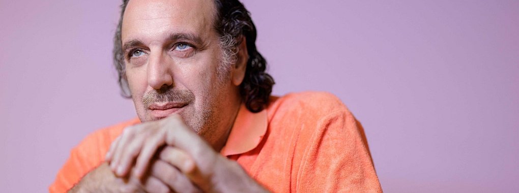 Chilly Gonzales (eigentlich Jason Charles Beck) meldet sich mit seinem neuen Album «Gonzo» zurück. (Archivfoto) - © Joel Saget/AFP/dpa