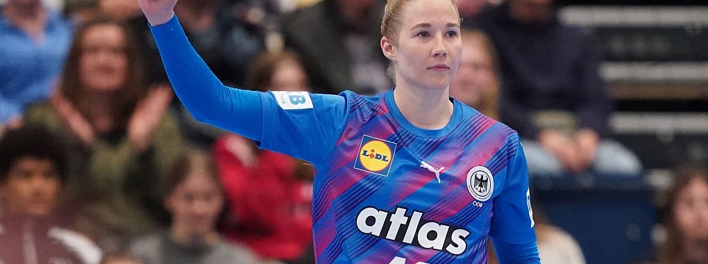 Torhüterin Katharina Filter zeigte eine starke Partie. - © Marcus Brandt/dpa