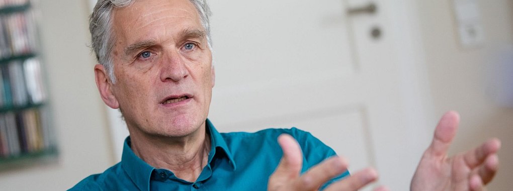 Der in Stuttgart lebende Schauspieler Walter Sittler ist bekannt f&uuml;r sein soziales Engagement. (Archivbild) - &copy; Christoph Schmidt/dpa