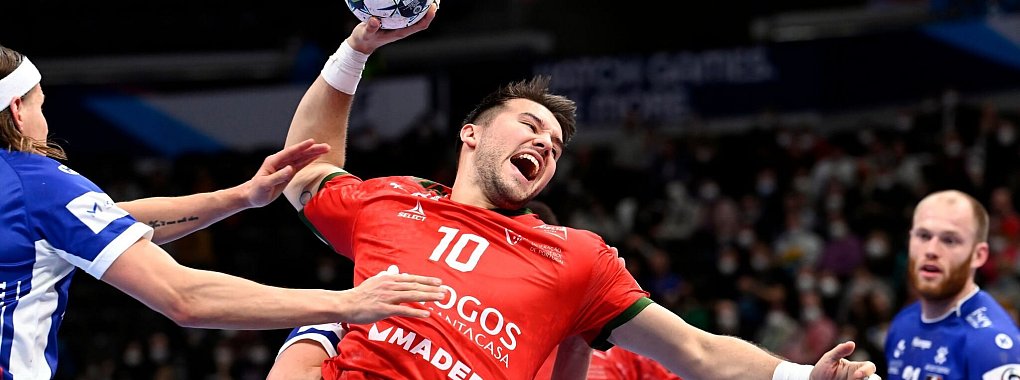 Der Portugiese Miguel Martins verpasst wegen einer positiven Dopingprobe die Handball-WM. - © Tamas Kovacs/MTI via AP/dpa