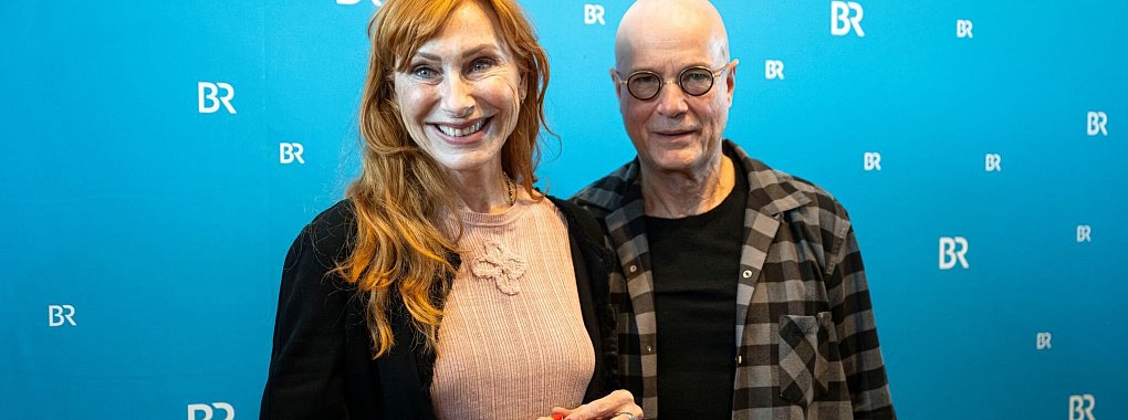 Das Schauspieler-Paar Andrea Sawatzki und Christian Berkel arbeitet manchmal sogar zusammen. (Archivbild) - © Lukas Barth/dpa