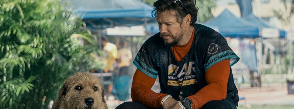 Michael (Mark Wahlberg) und Arthur - ein gutes Team. - &copy; Carlos Rodriguez/Lionsgate/dpa