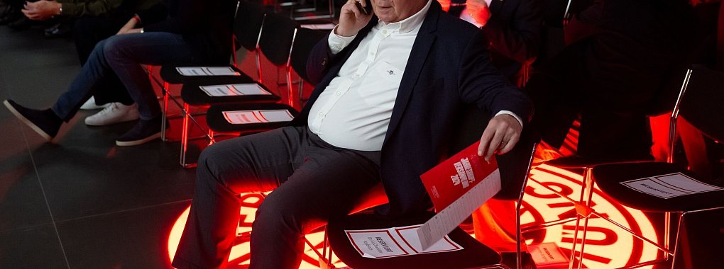 Uli Hoeneß hält an seinem Meisterversprechen fest. - © Sven Hoppe/dpa
