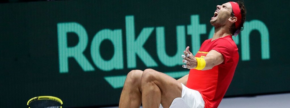 Emotional feierte Rafael Nadal den Davis-Cup-Titel 2019 - es war sein fünfter. - © Manu Fernandez/AP/dpa
